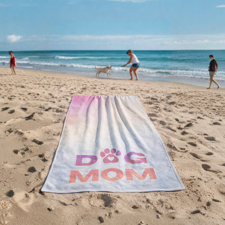 DOG MOM Beach Towel