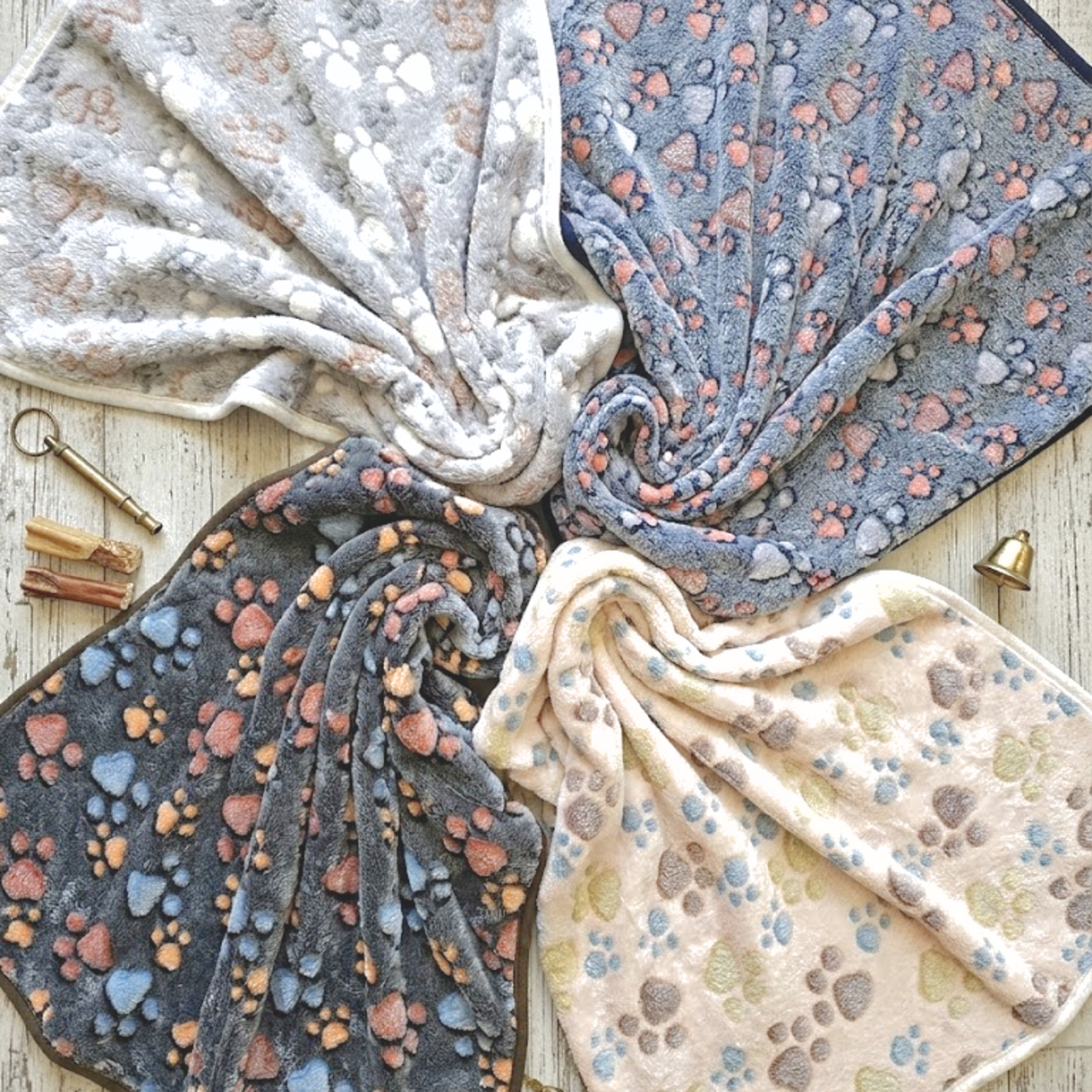PawPrint 4-Pack Blankets